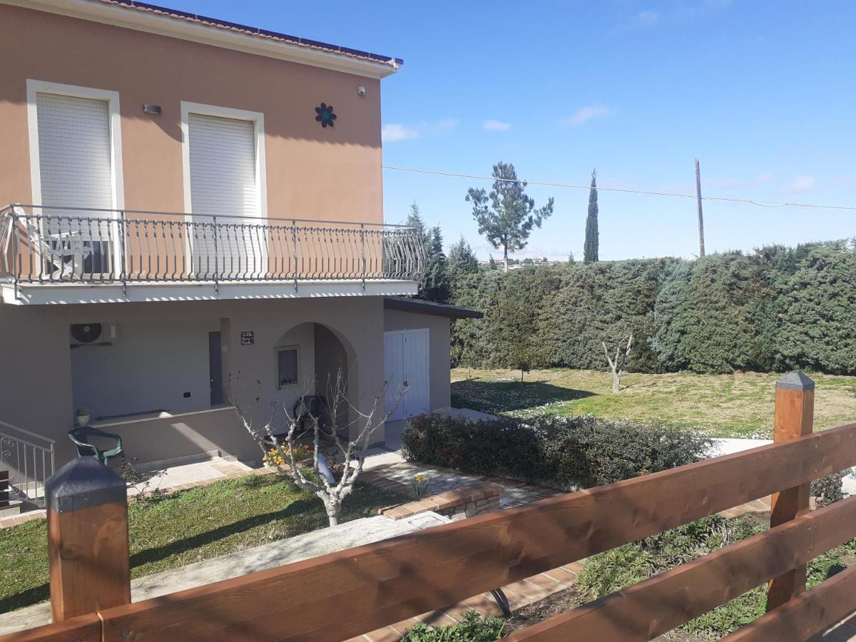 Villa Nonno Nicola 蒙泰内罗迪比萨恰 外观 照片