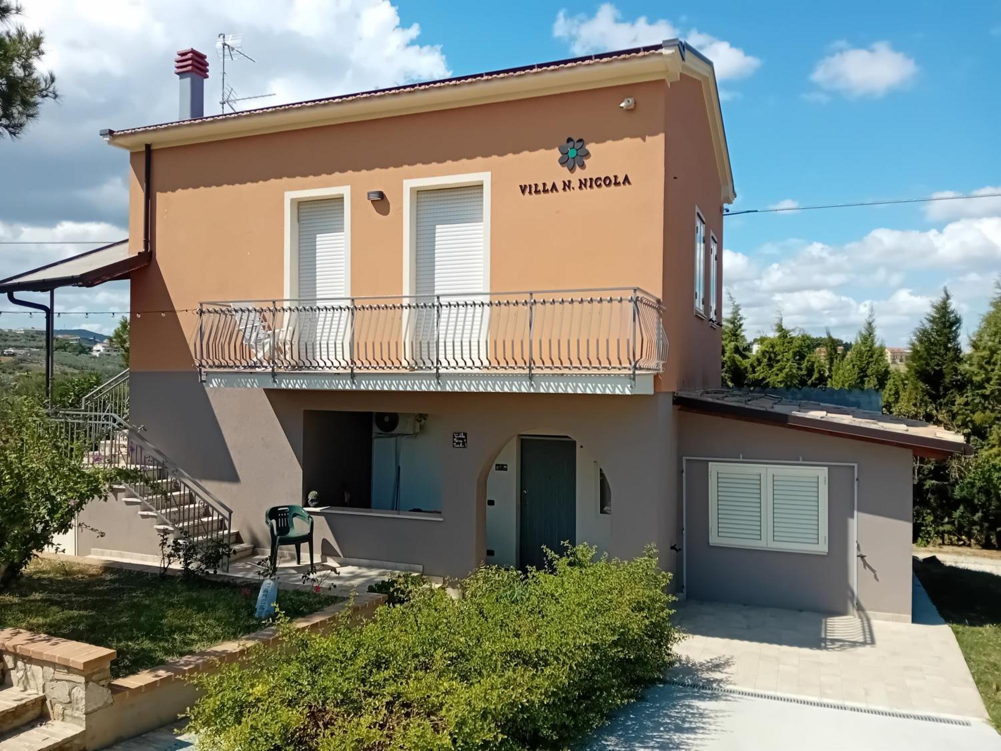 Villa Nonno Nicola 蒙泰内罗迪比萨恰 外观 照片